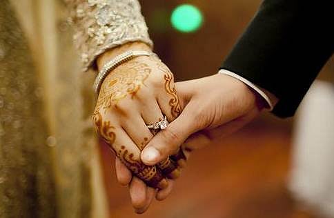 இந்த நாளில் அன்று(11.07.1983)தந்தையின் 18-வது திருமணத்துக்கு மகன் எதிர்ப்பு - தந்தை பிடிவாதம்